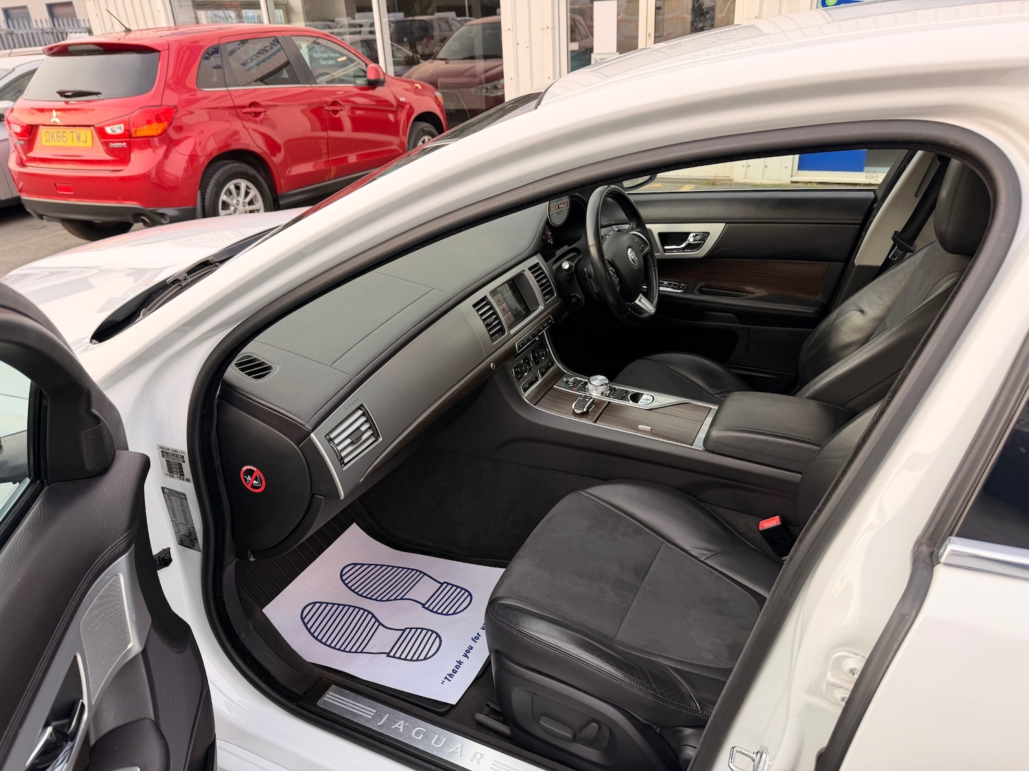 Used Jaguar XF 2012 for sale - 78084680: Photo 12