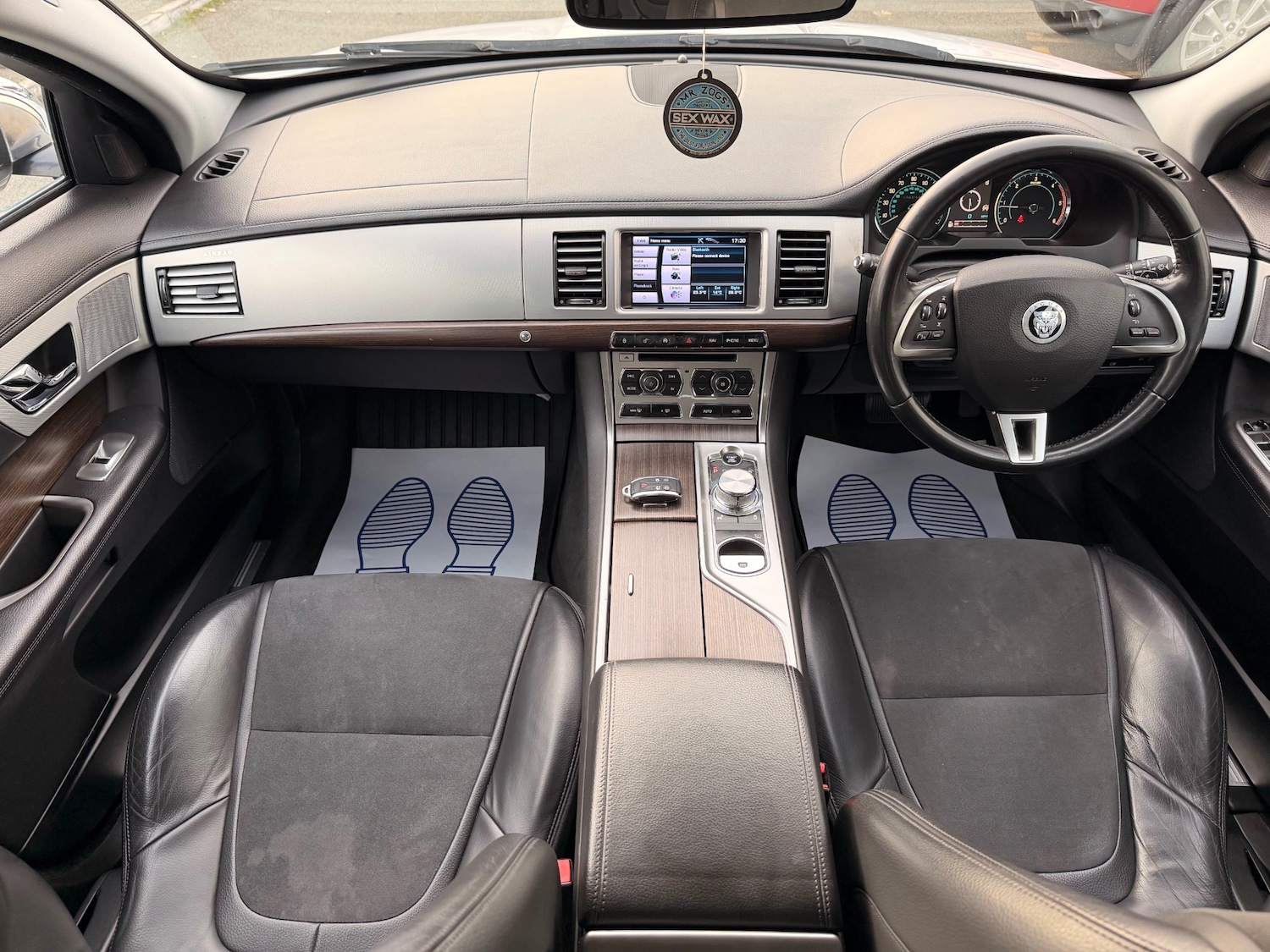 Used Jaguar XF 2012 for sale - 78084680: Photo 18