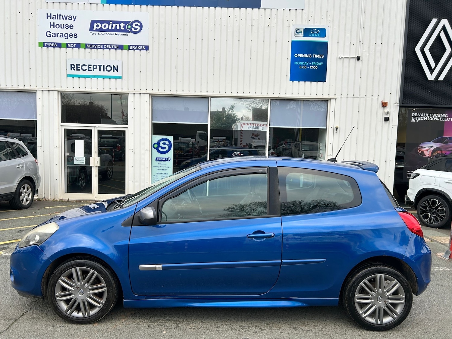 Used Renault Clio 2011 for sale - 77083339: Photo 6