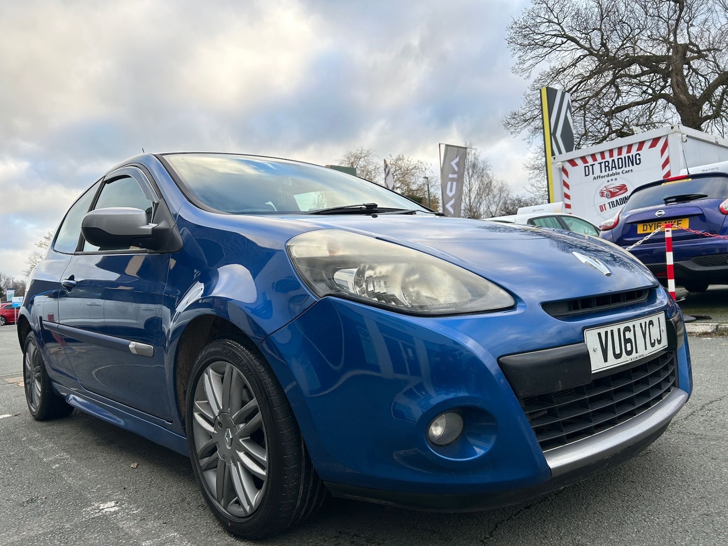 Used Renault Clio 2011 for sale - 77083339: Photo 9