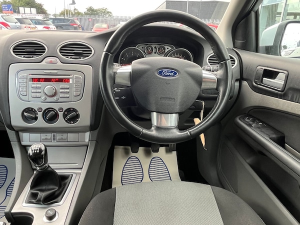 Used Ford Focus 2009 for sale - 76098811: Photo 13