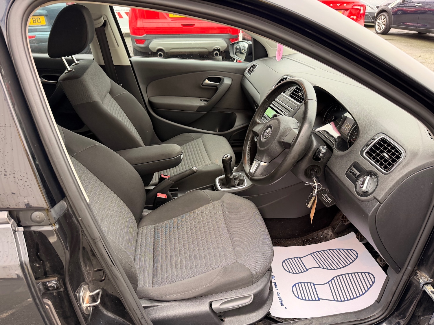 Used Volkswagen Polo 2011 for sale - 77704348: Photo 11