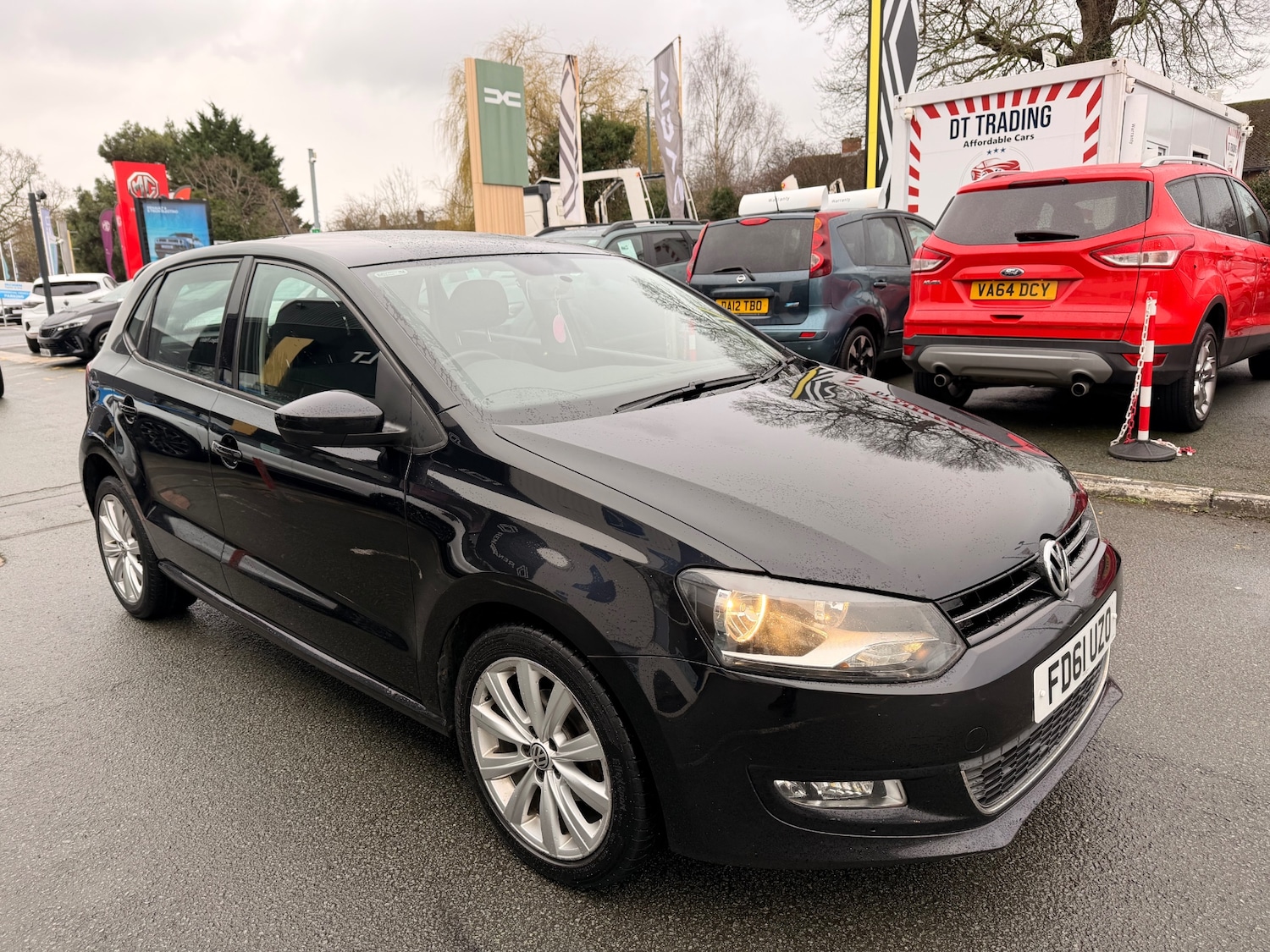 Used Volkswagen Polo 2011 for sale - 77704348: Photo 2