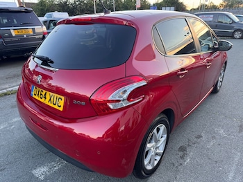 Used Peugeot 208 2014 for sale - 78965061: Photo