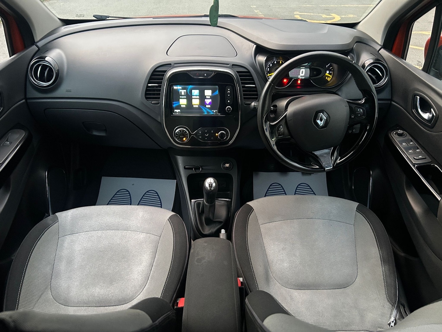 Used Renault Captur 2014 for sale - 77704338: Photo 15