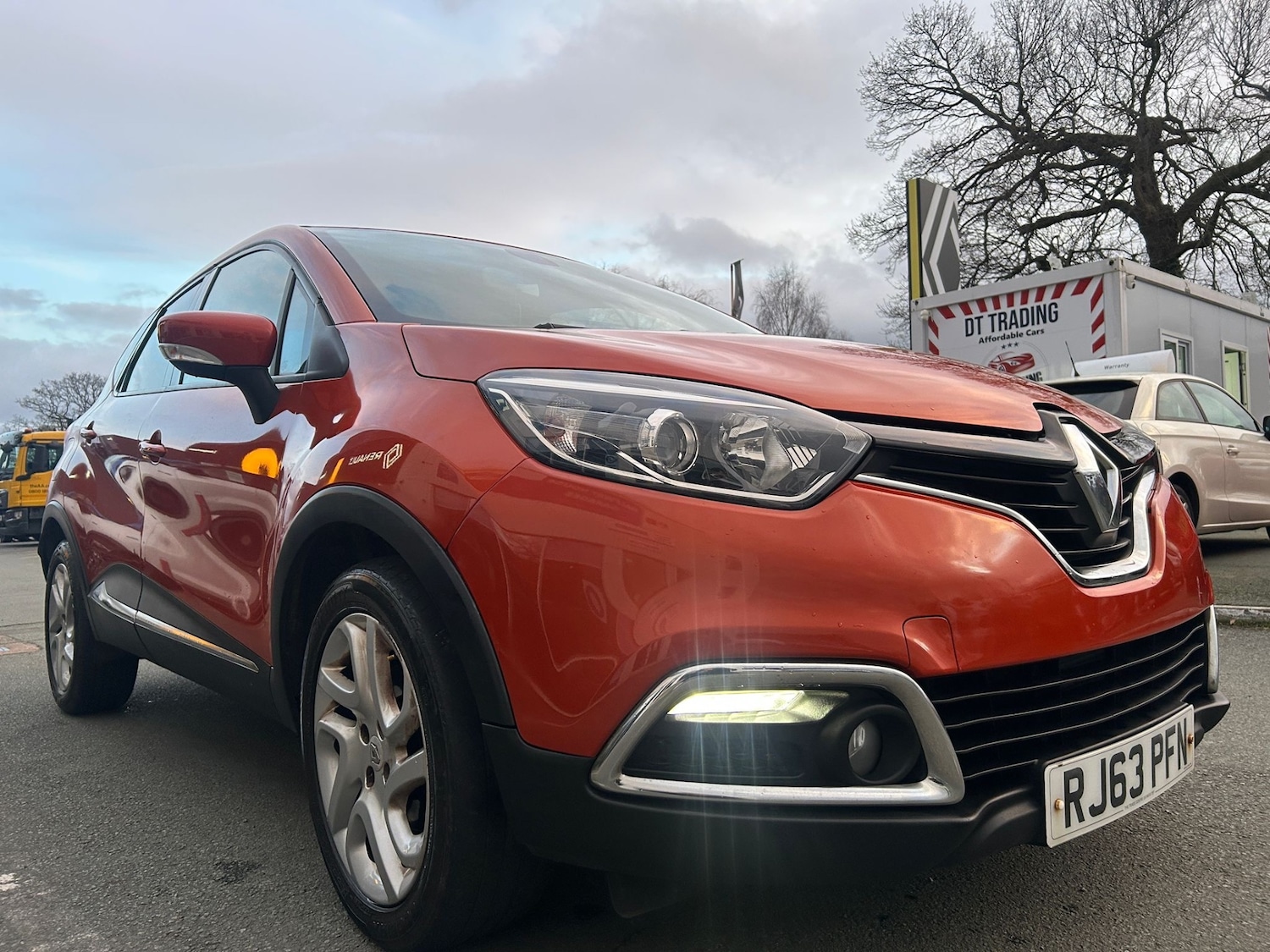 Used Renault Captur 2014 for sale - 77704338: Photo 8