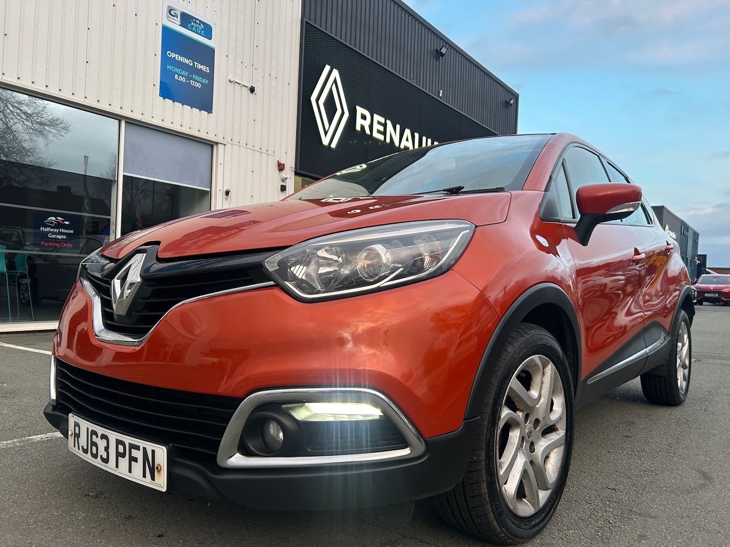 Used Renault Captur 2014 for sale - 77704338: Photo 9
