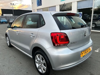 Used Volkswagen Polo 2010 for sale - 78317573: Photo
