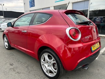 Used Alfa Romeo MiTo 2010 for sale - 77077045: Photo