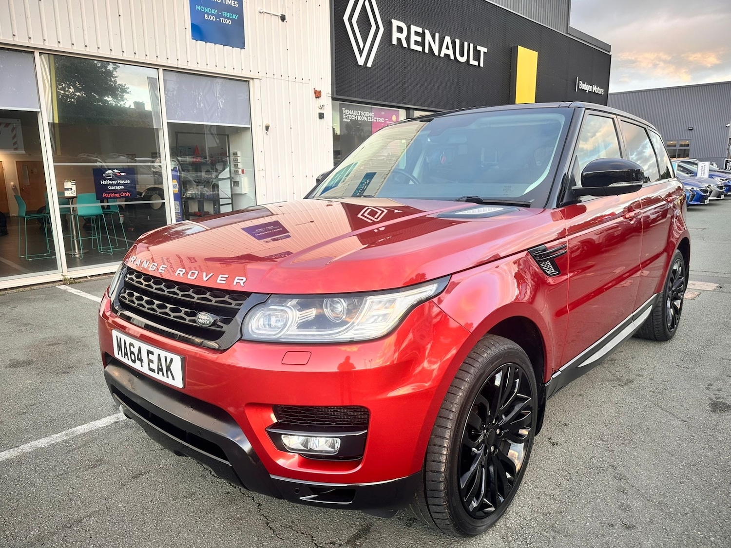 Used Land Rover Range Rover Sport 2014 for sale - 76591685: Photo 1
