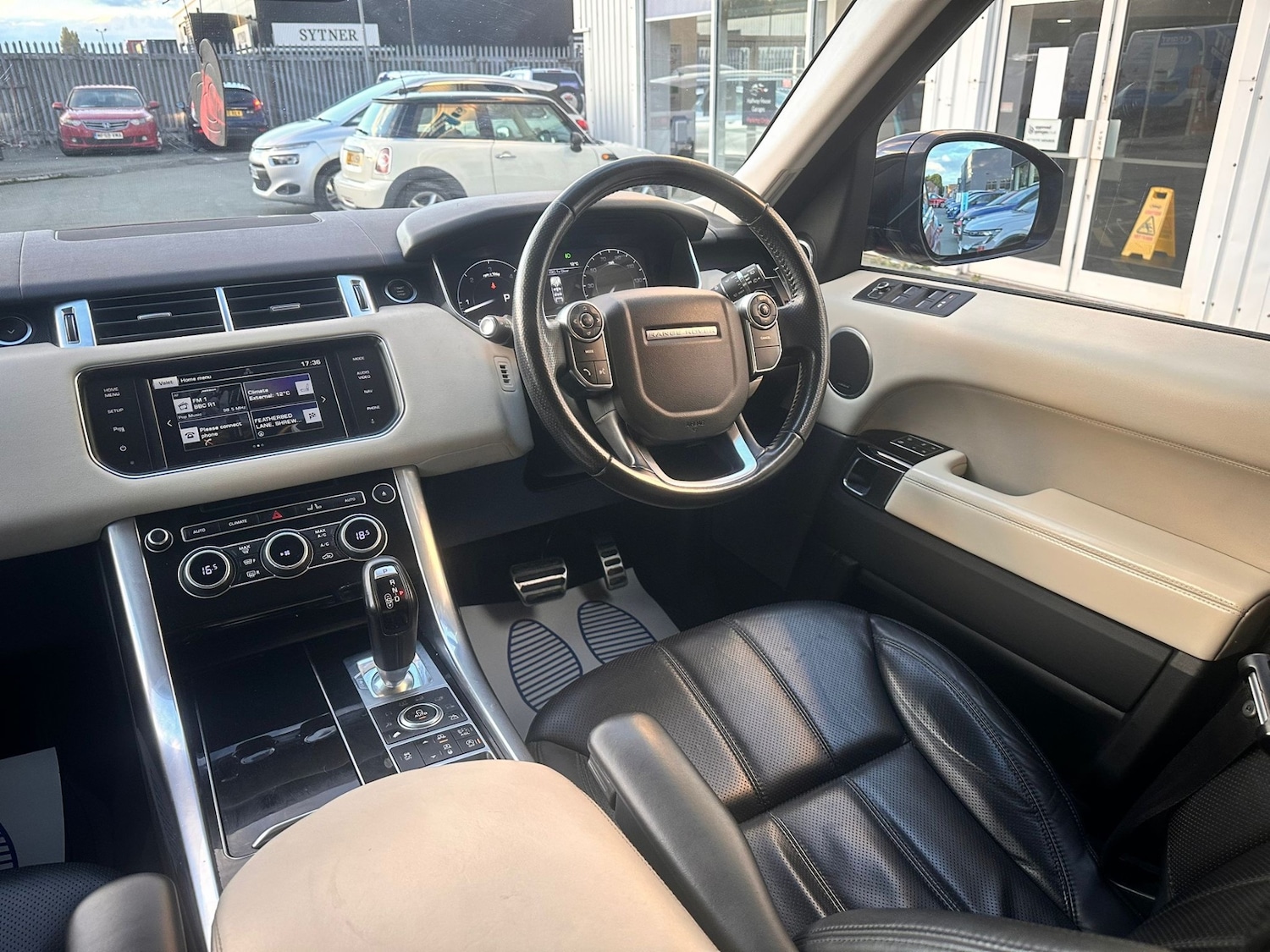 Used Land Rover Range Rover Sport 2014 for sale - 76591685: Photo 11