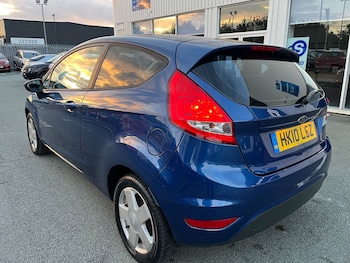 Used Ford Fiesta 2010 for sale - 75948228: Photo