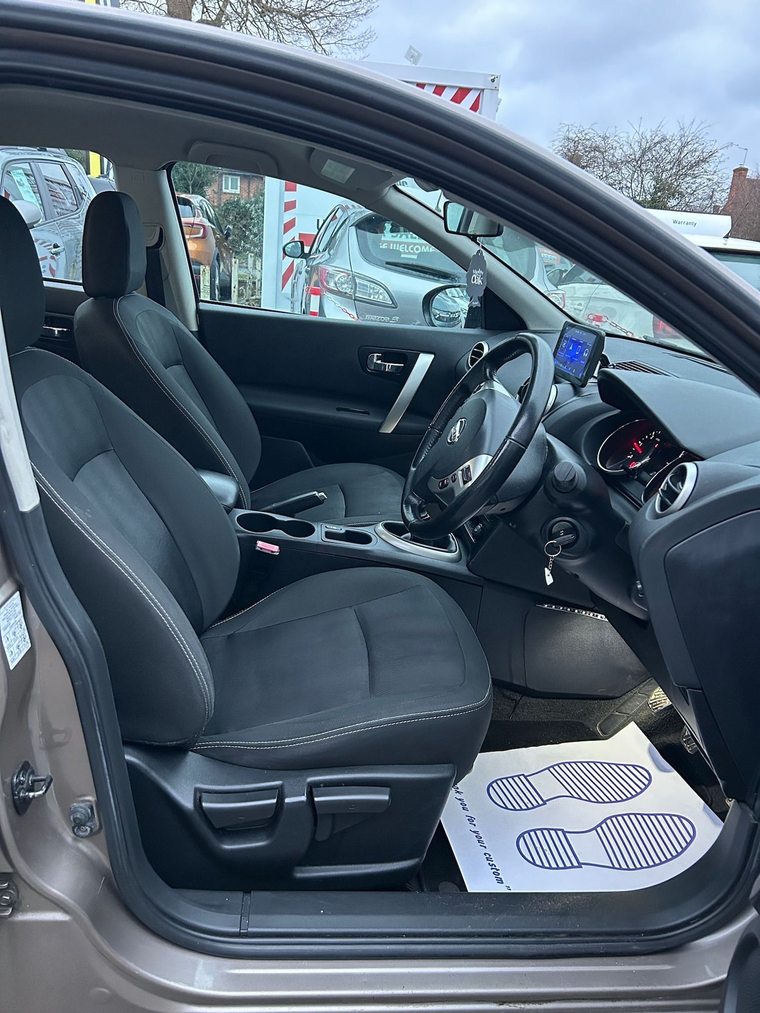 Used Nissan Qashqai 2011 for sale - 77289302: Photo 10