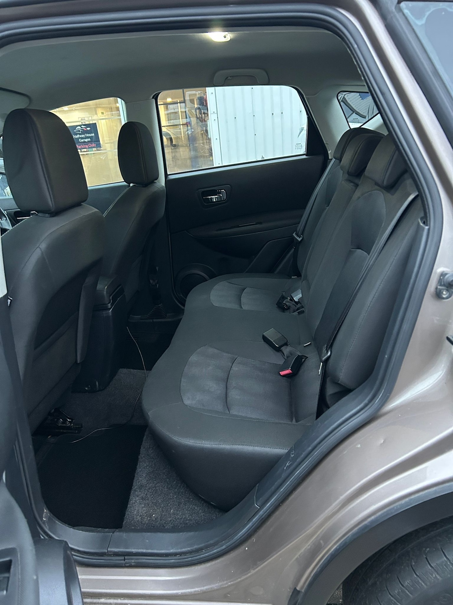 Used Nissan Qashqai 2011 for sale - 77289302: Photo 11