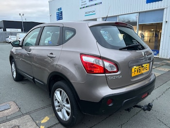 Used Nissan Qashqai 2011 for sale - 77289302: Photo