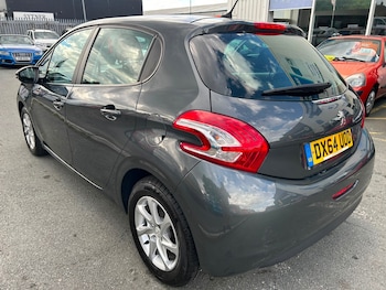 Used Peugeot 208 2014 for sale - 79115691: Photo