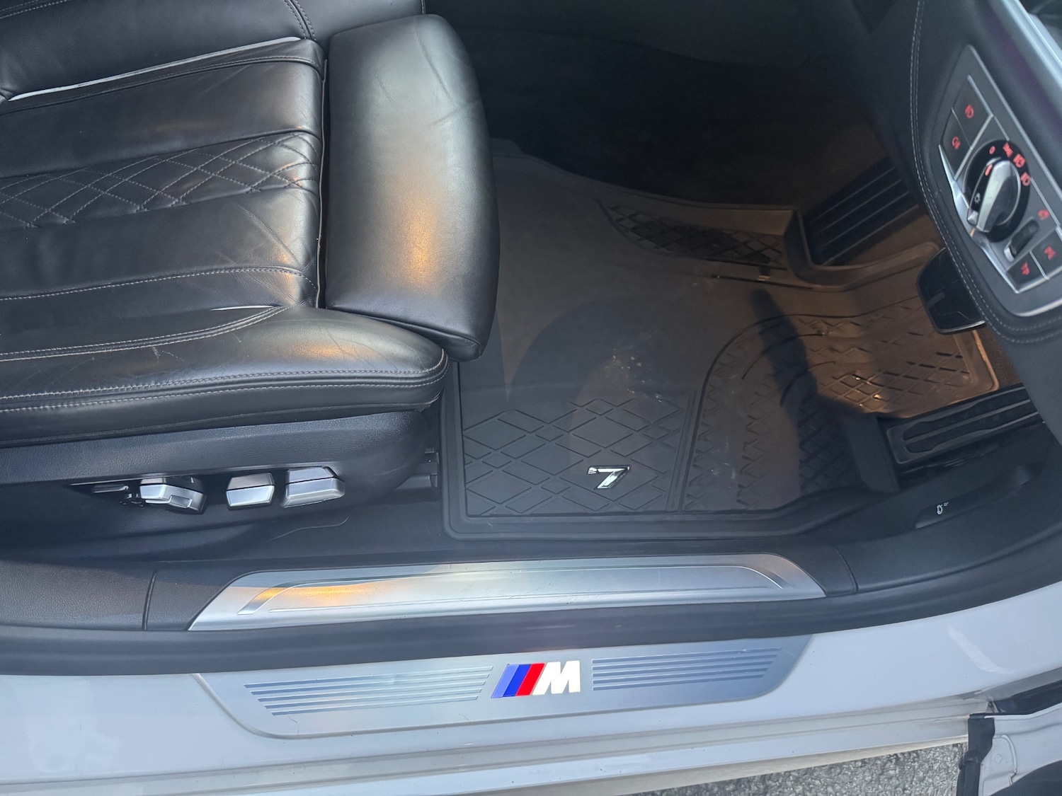 Used BMW 7 Series 2018 for sale - 76497695: Photo 30