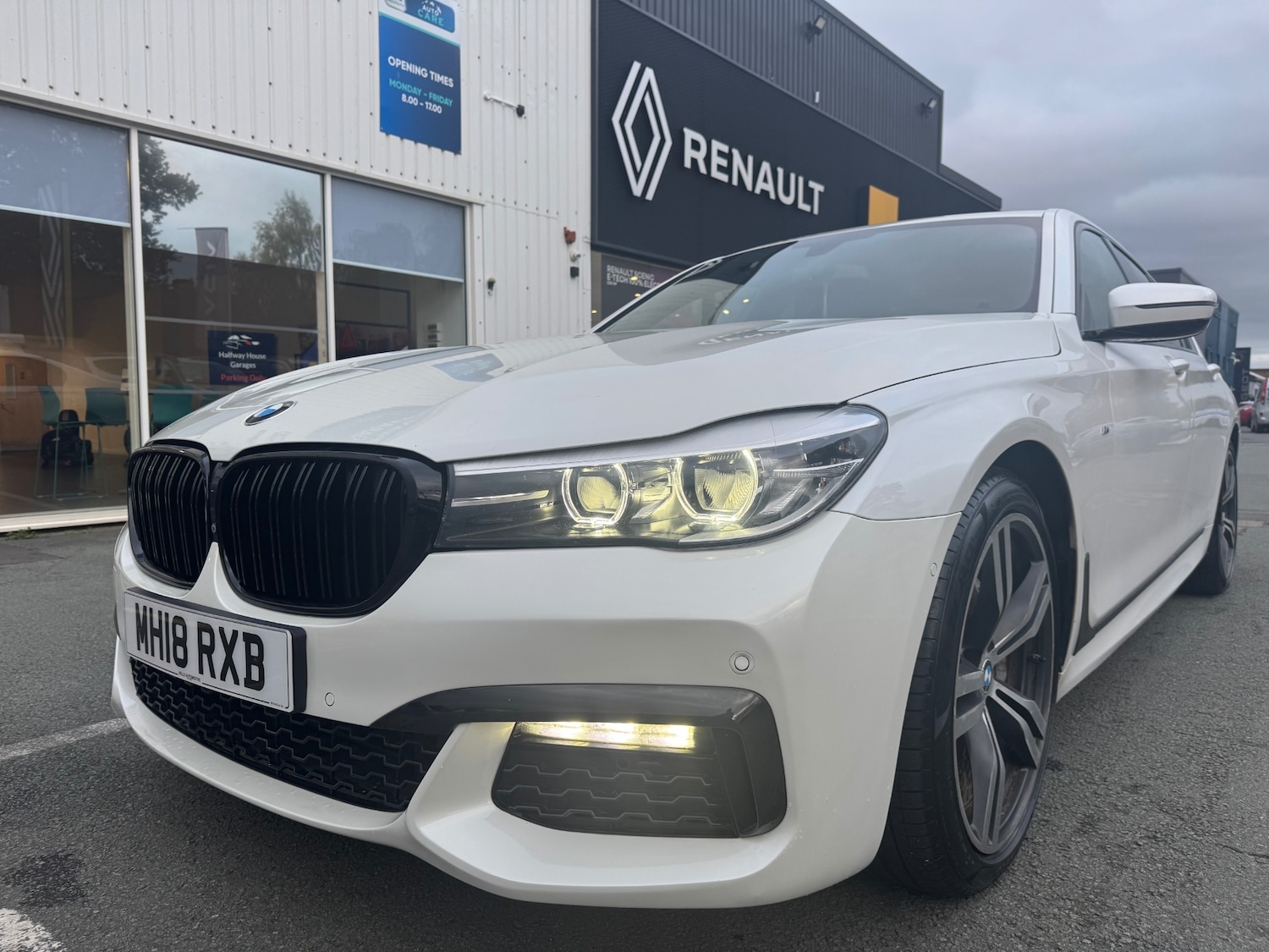 Used BMW 7 Series 2018 for sale - 76497695: Photo 8