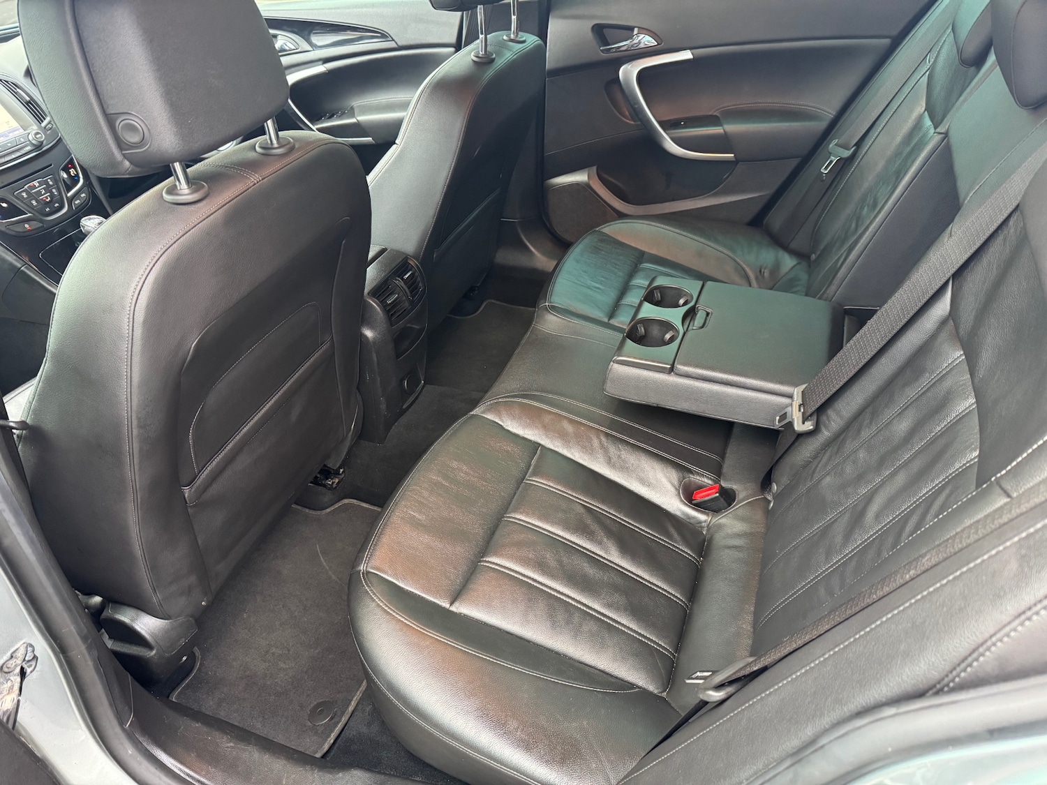 Used Vauxhall Insignia 2015 for sale - 76914559: Photo 14