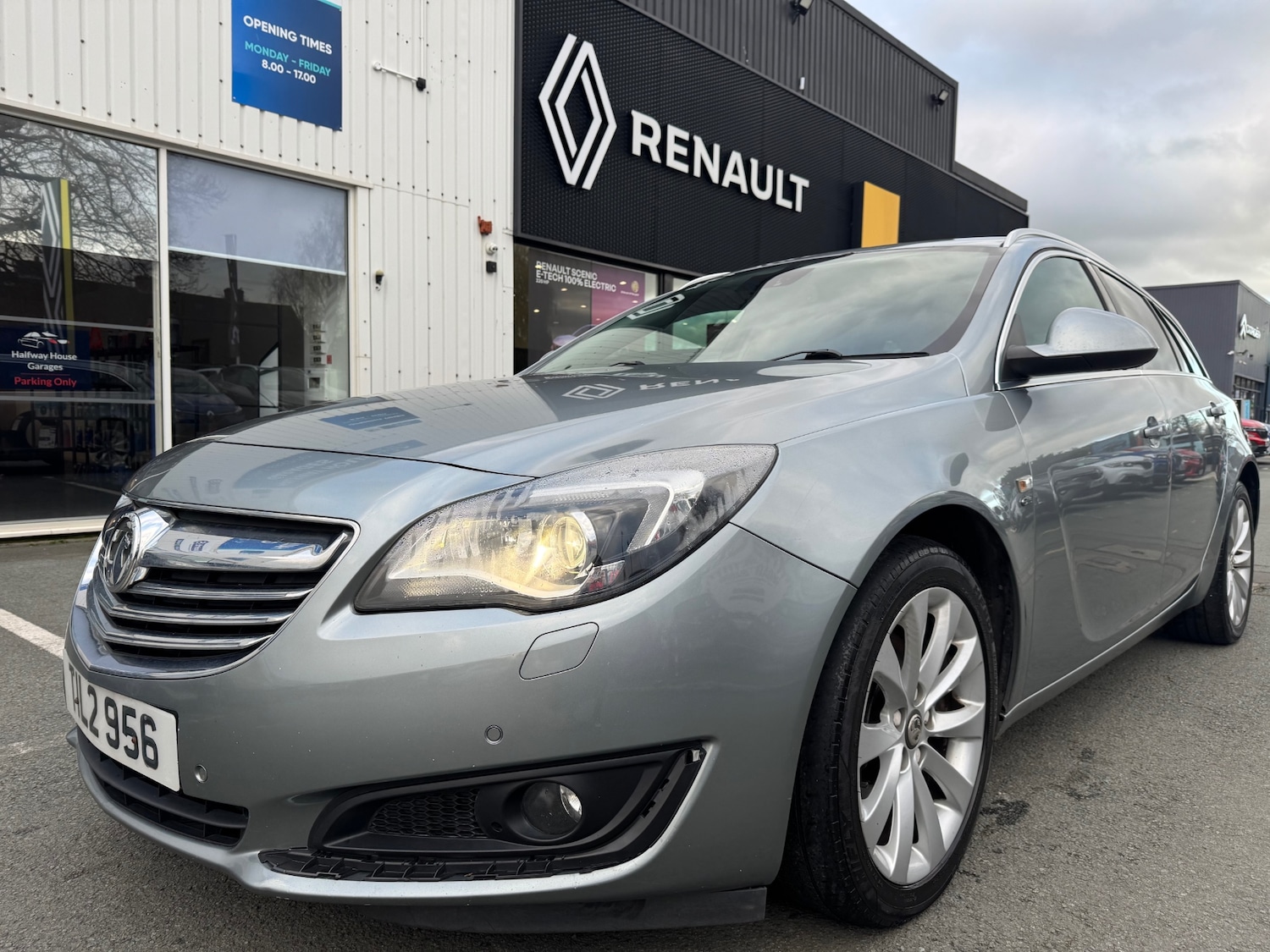 Used Vauxhall Insignia 2015 for sale - 76914559: Photo 8