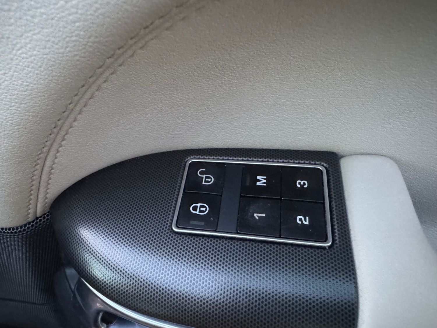 Used Land Rover Range Rover Sport 2014 for sale - 76369419: Photo 13