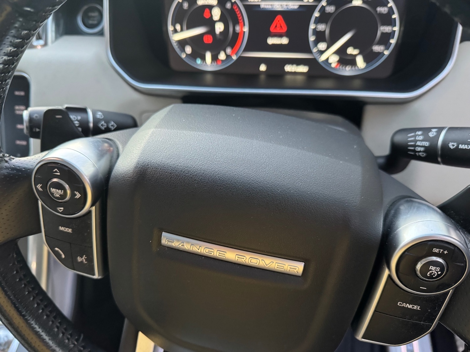 Used Land Rover Range Rover Sport 2014 for sale - 76369419: Photo 14