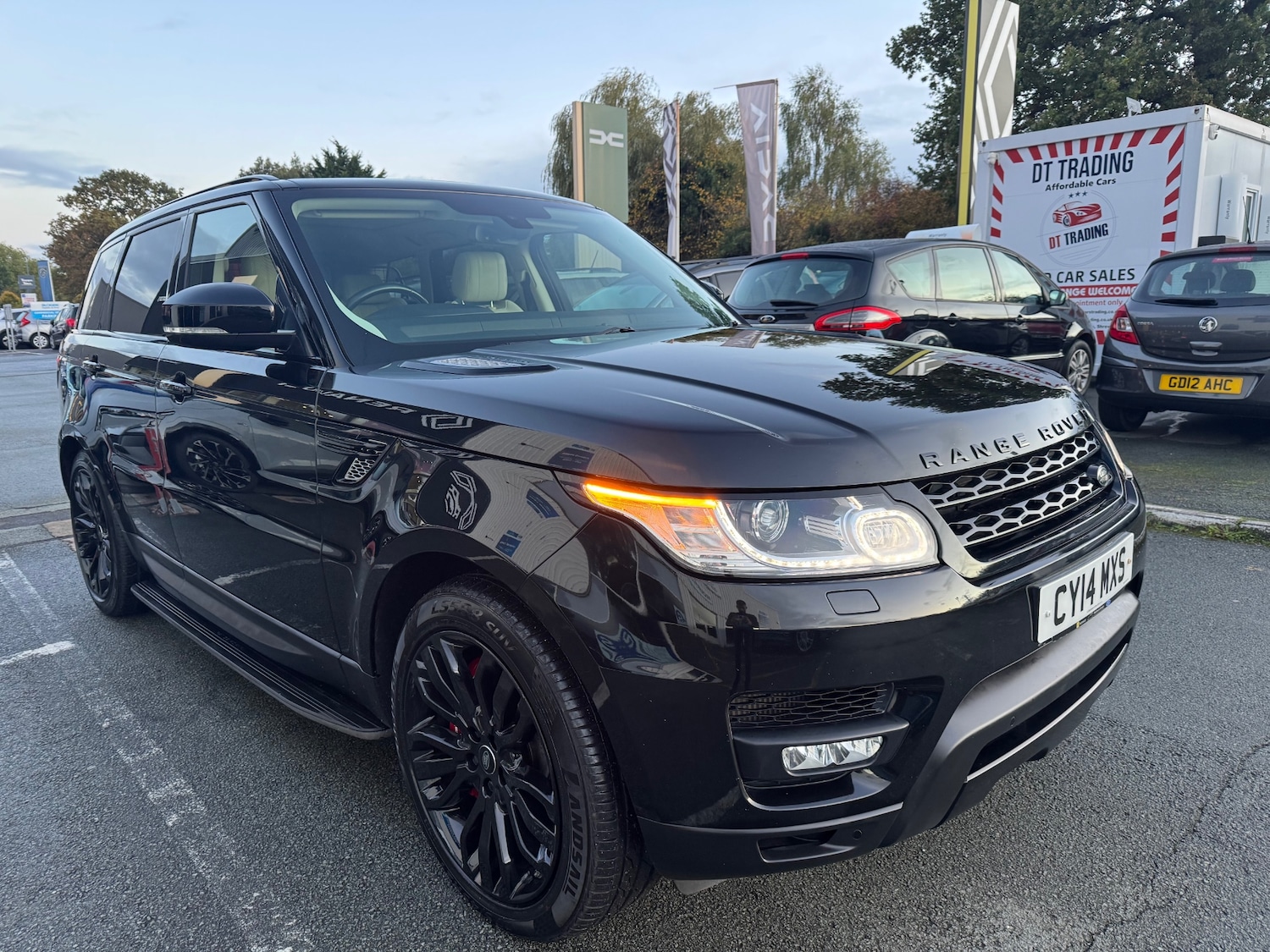 Used Land Rover Range Rover Sport 2014 for sale - 76369419: Photo 2