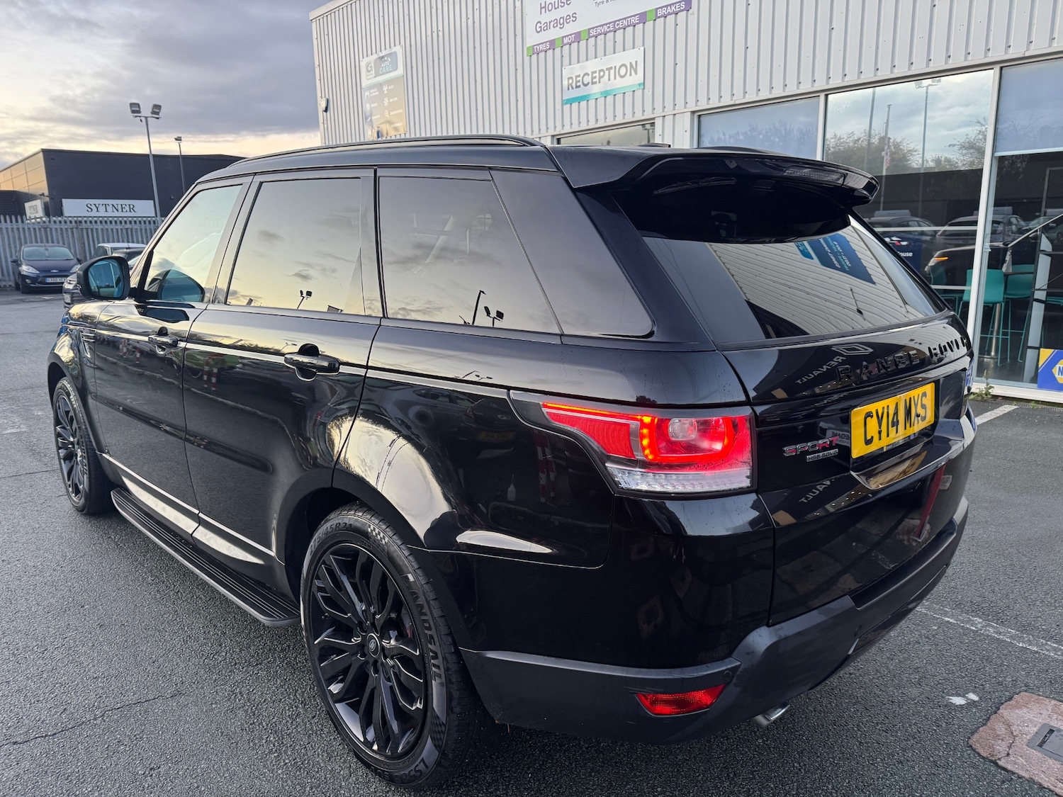 Used Land Rover Range Rover Sport 2014 for sale - 76369419: Photo 4
