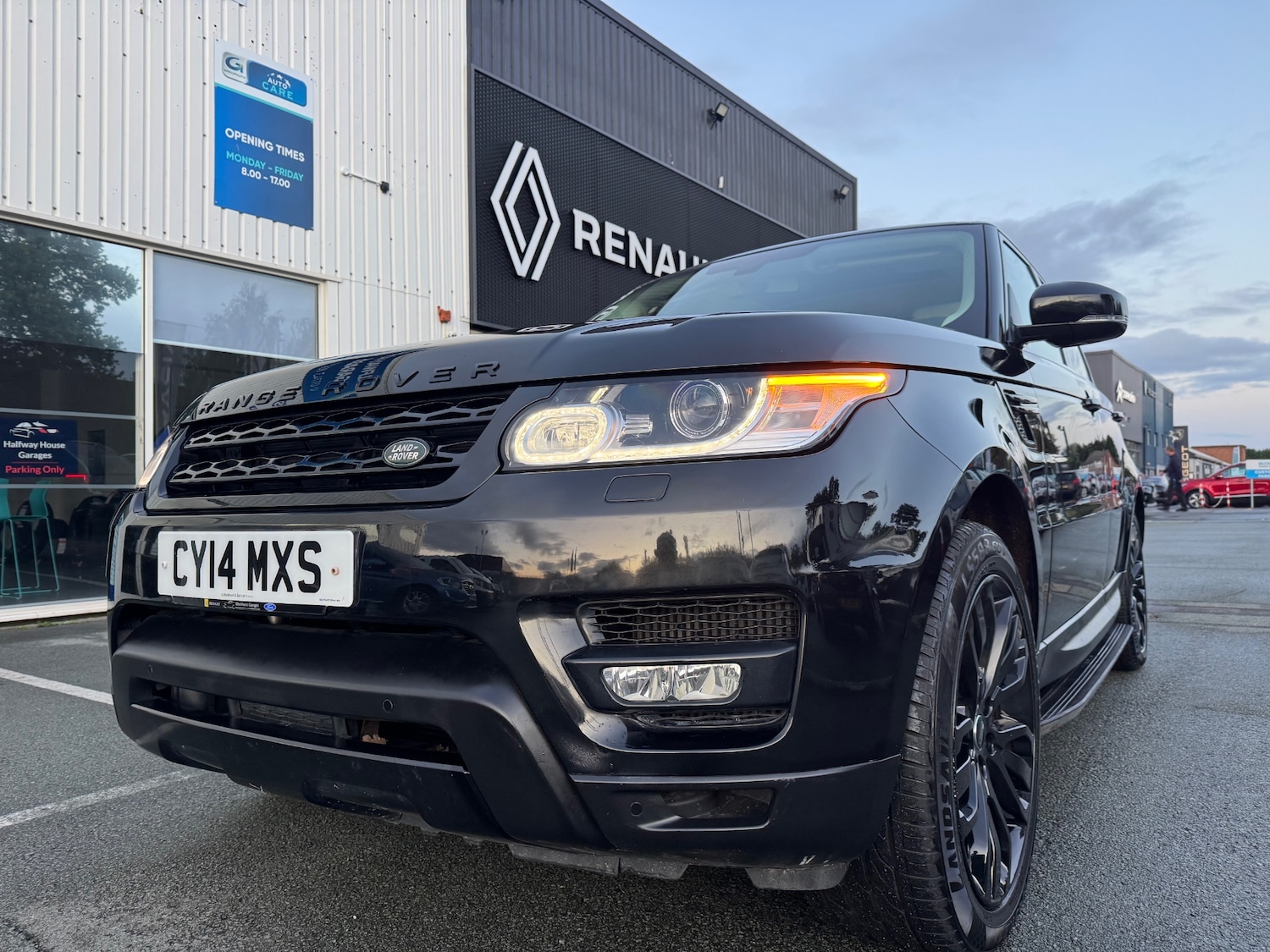 Used Land Rover Range Rover Sport 2014 for sale - 76369419: Photo 8