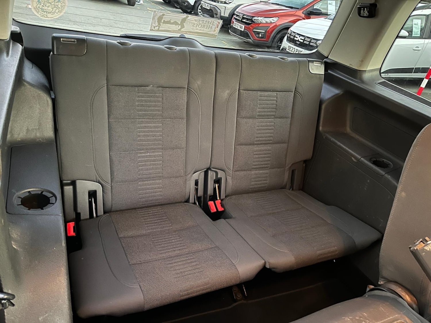 Used Volkswagen Touran 2009 for sale - 76618959: Photo 12