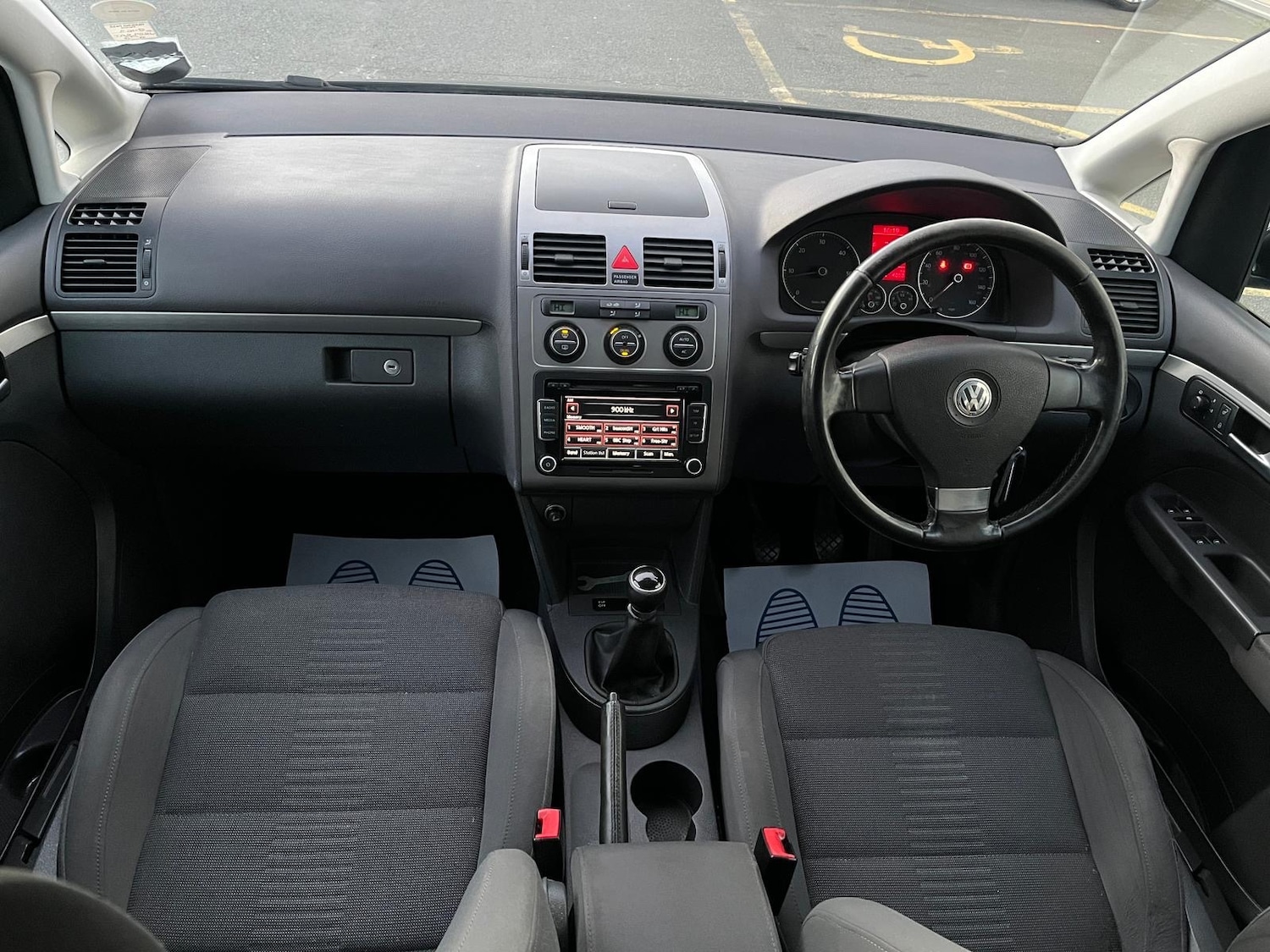 Used Volkswagen Touran 2009 for sale - 76618959: Photo 17