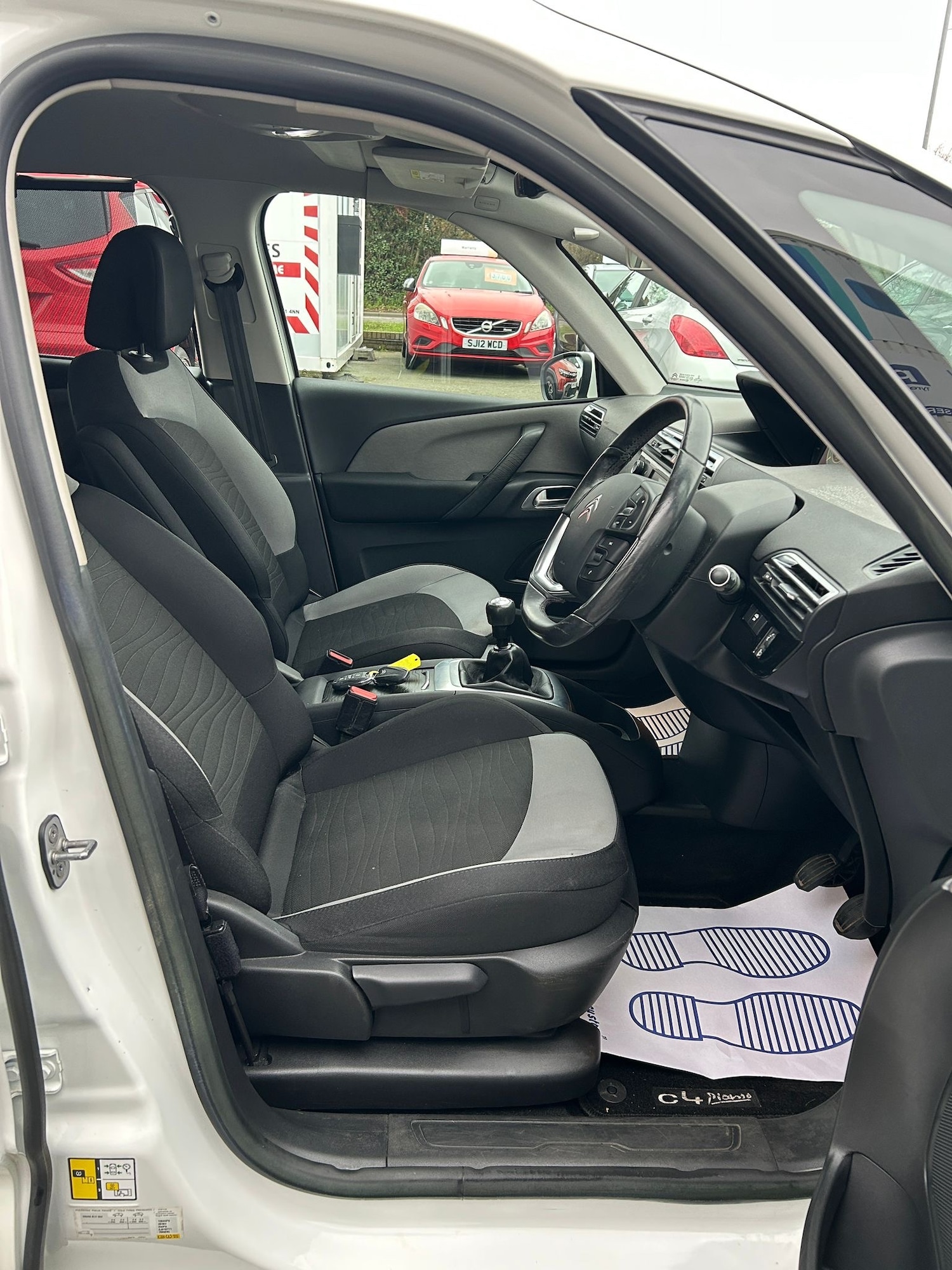 Used Citroen C4 Picasso 2014 for sale - 77793059: Photo 11