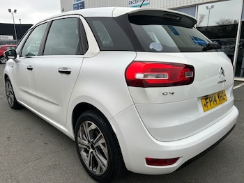 Used Citroen C4 Picasso 2014 for sale - 77793059: Photo