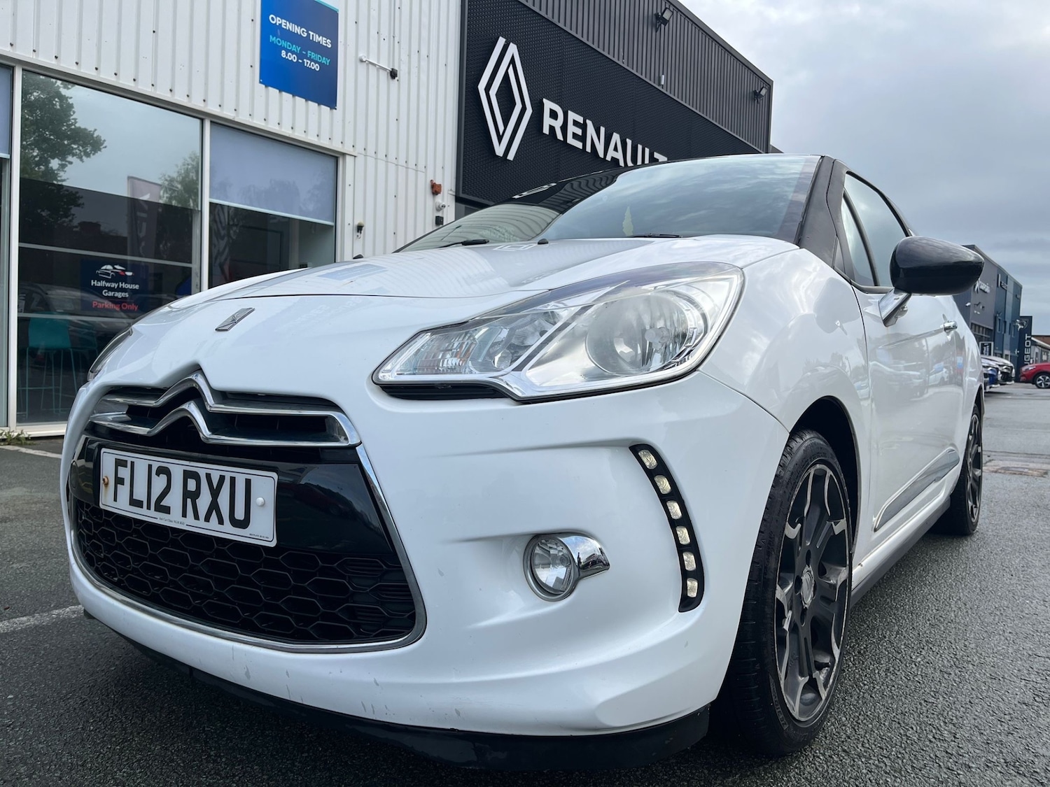 Used Citroen DS3 2012 for sale - 76418590: Photo 8