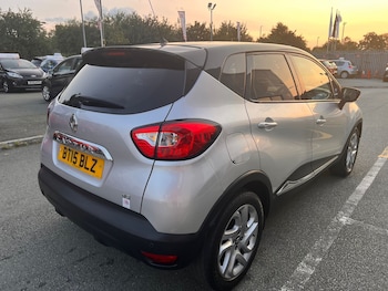 Used Renault Captur 2015 for sale - 75545321: Photo