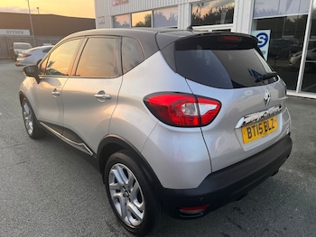 Used Renault Captur 2015 for sale - 75545321: Photo