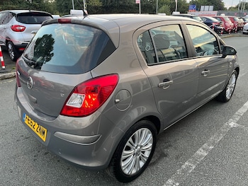 Used Vauxhall Corsa 2012 for sale - 75604483: Photo