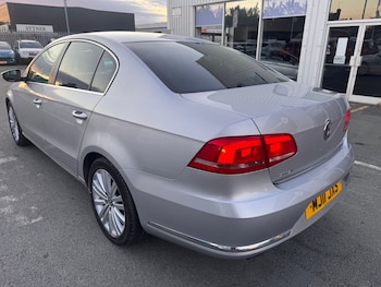 Used Volkswagen Passat 2011 for sale - 79115694: Photo