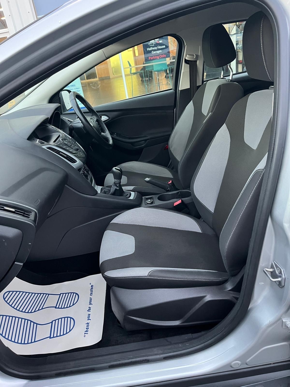 Used Ford Focus 2012 for sale - 76536965: Photo 10