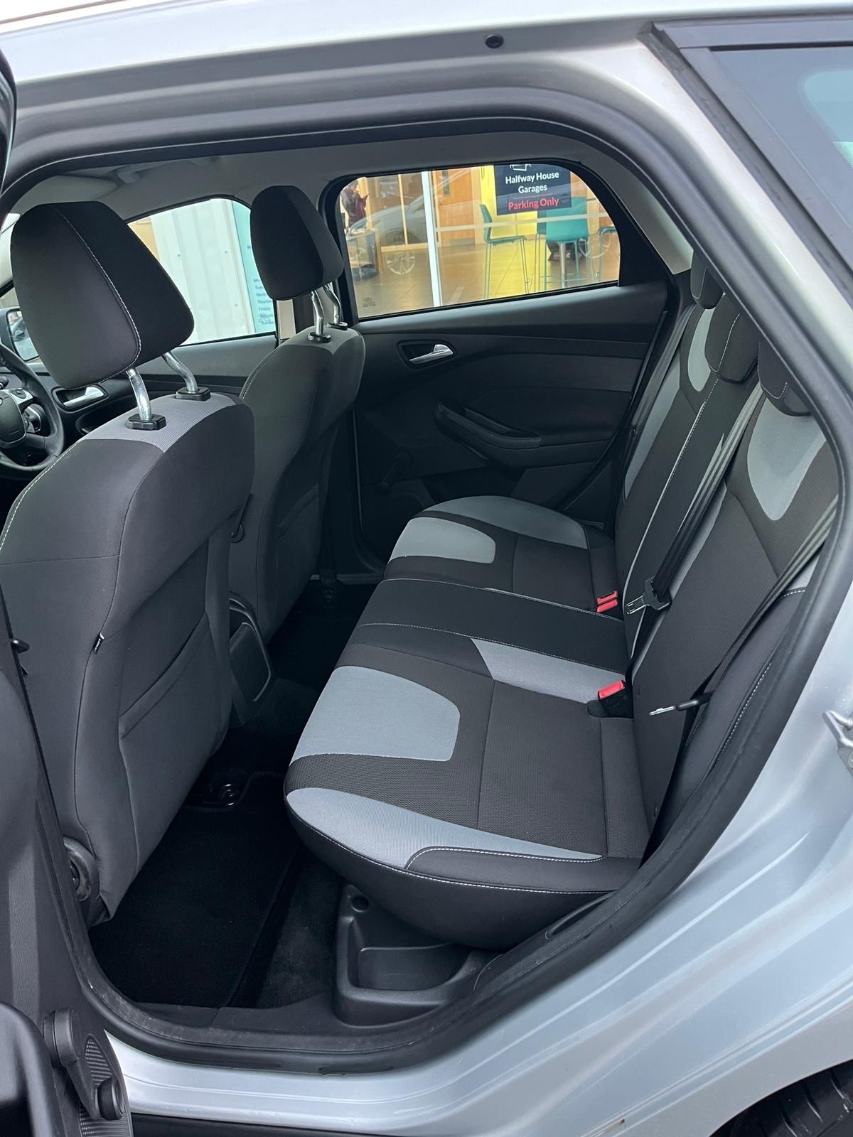 Used Ford Focus 2012 for sale - 76536965: Photo 11