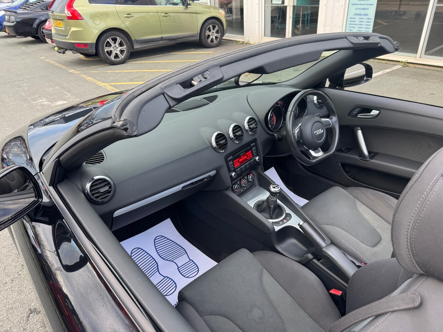 Used Audi TT 2010 for sale - 76911398: Photo 11