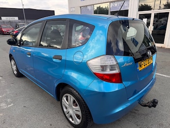 Used Honda Jazz 2010 for sale - 78633740: Photo