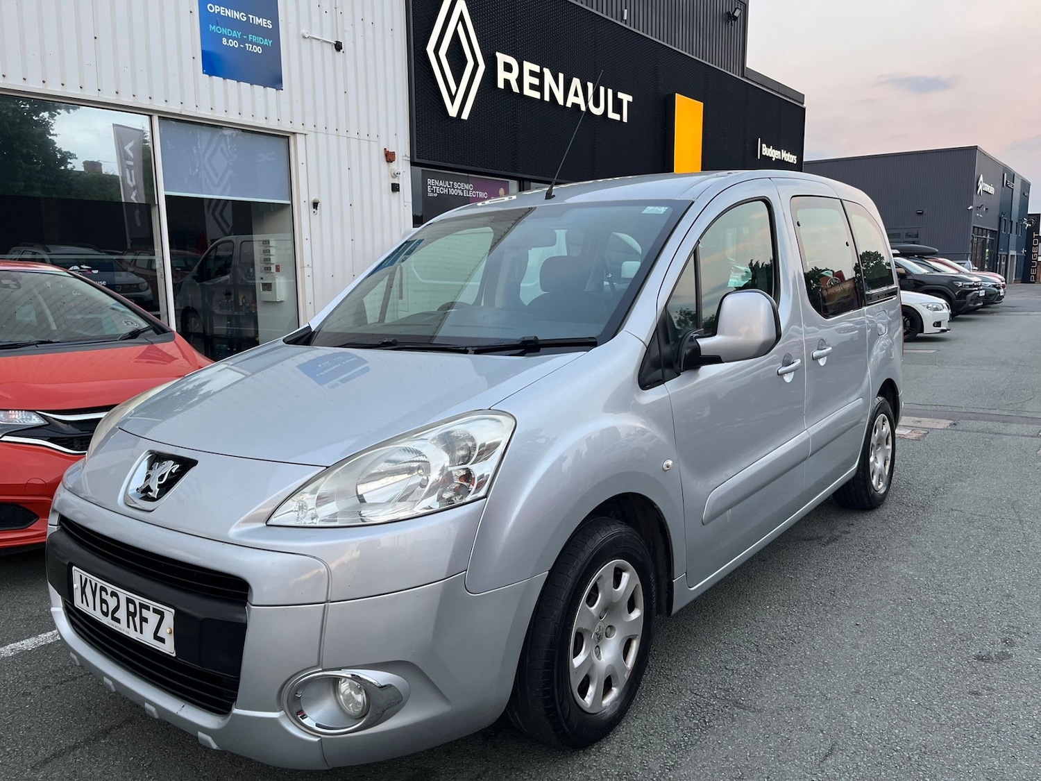 Vehicle 1