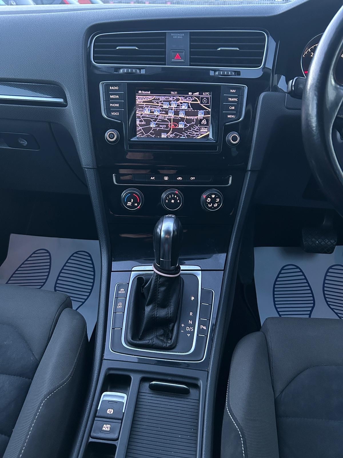 Used Volkswagen Golf 2013 for sale - 77289299: Photo 17