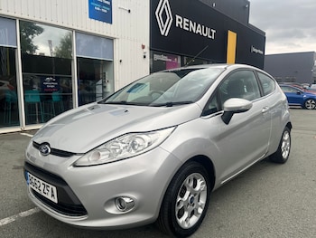 2012 (62) - 1.25 Zetec 3dr [82]