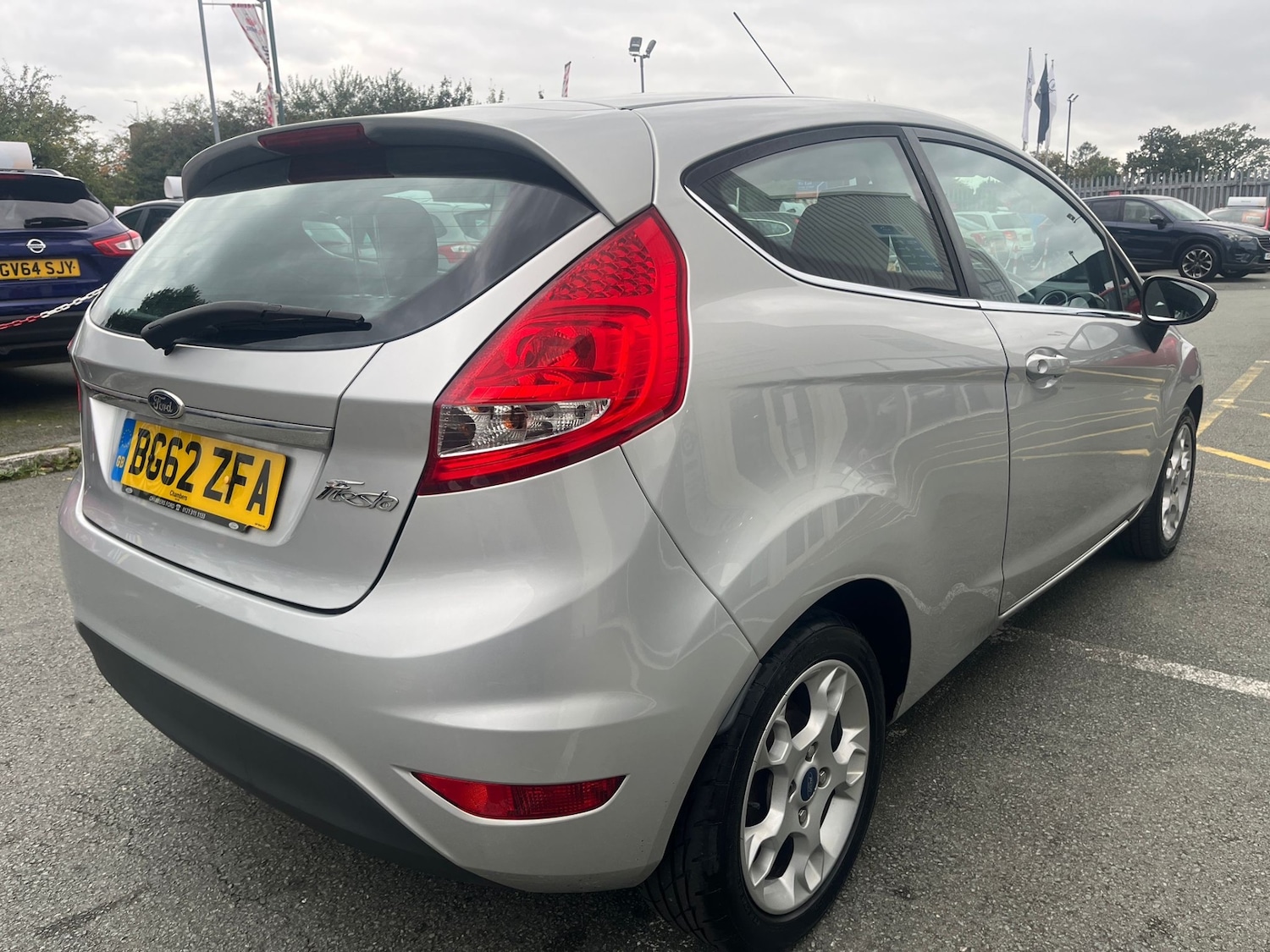 Used Ford Fiesta 2012 for sale - 76119478: Photo 3