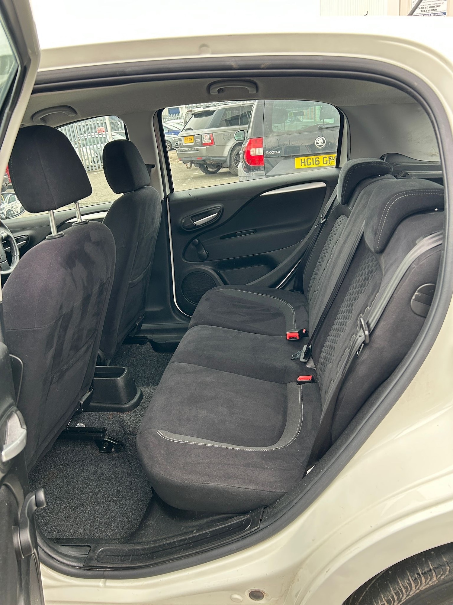 Used Fiat Punto 2016 for sale - 78084687: Photo 12