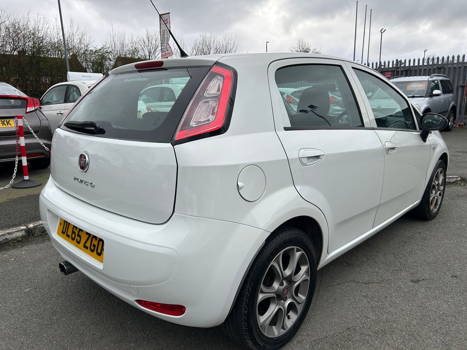 Used Fiat Punto 2016 for sale - 78084687: Photo 3