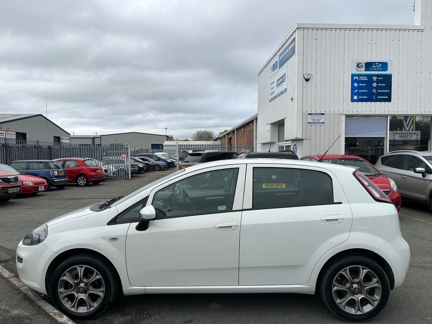 Used Fiat Punto 2016 for sale - 78084687: Photo 6