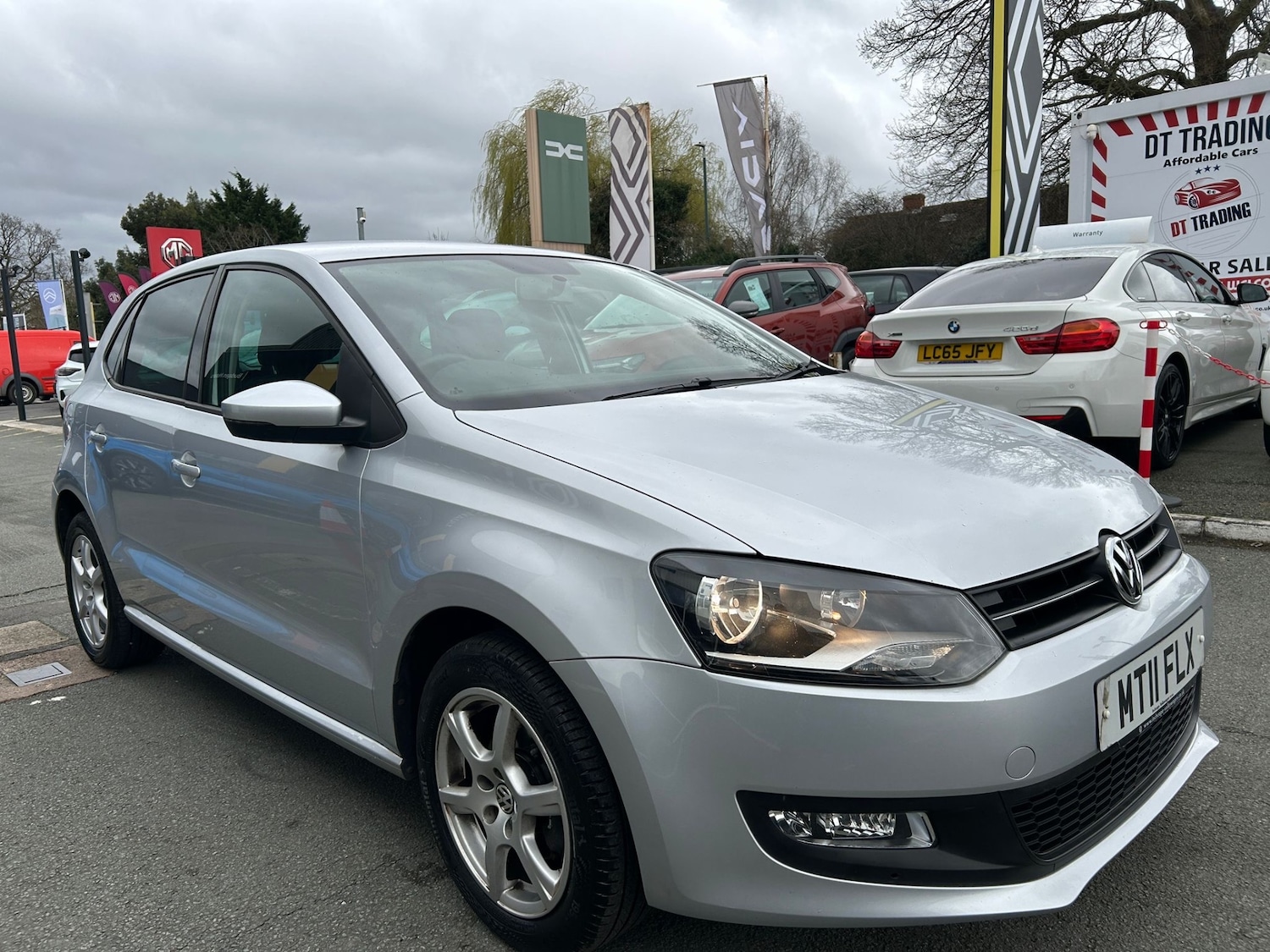 Used Volkswagen Polo 2011 for sale - 77906990: Photo 2
